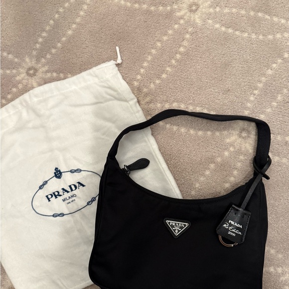 Re-Nylon Prada Re-Edition 2000 mini-bag - Picture 3 of 8